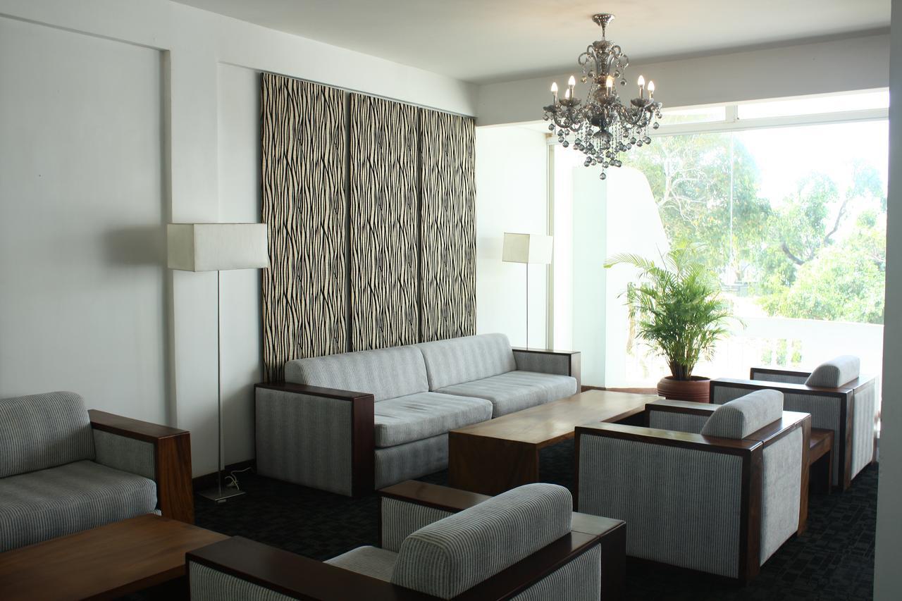 Peacock Beach Hotel هامبانتوتا المظهر الخارجي الصورة