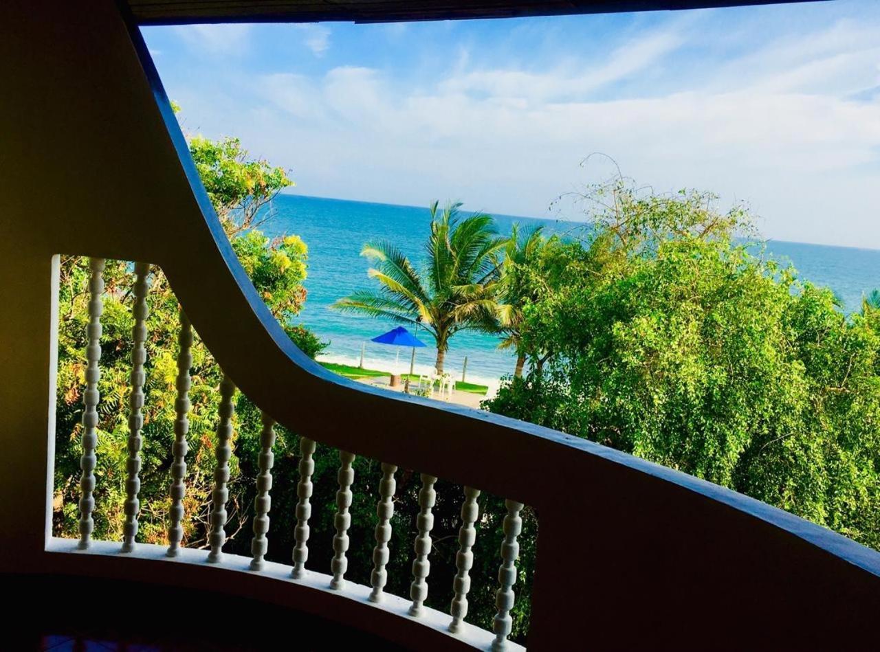 Peacock Beach Hotel هامبانتوتا المظهر الخارجي الصورة